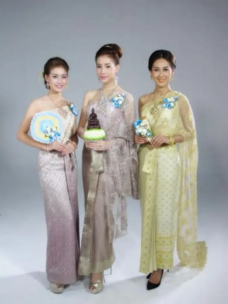 3 สาวจากเวิร์คพอยท์ฯสุดปลื้ม ได้รับเลือกเป็นพรีเซ็นเตอร์ดอกมะลิวันแม่ 2559