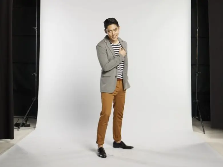 ซิงเกิ้ลเดี่ยวเพลงแรกจาก "เก้ง เขมวัฒน์ เ...