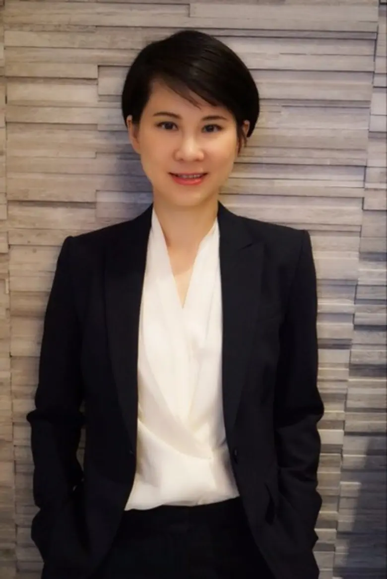 จัดว่าเป็นผู้บริหารที่สวยและเก่งรอบด้านอี...