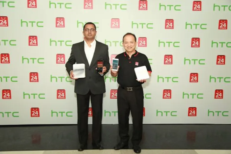 เอชทีซี เปิดตัว “HTC Desire 728 Dual Sim” อย่างเป็นทางการในไทย HTC Desire 728 Dual Sim คือสมาร์ทโฟน รุ่นล่าสุดที่มาพร้อมฟีเจอร์จัดเต็มในราคาโดนใจ