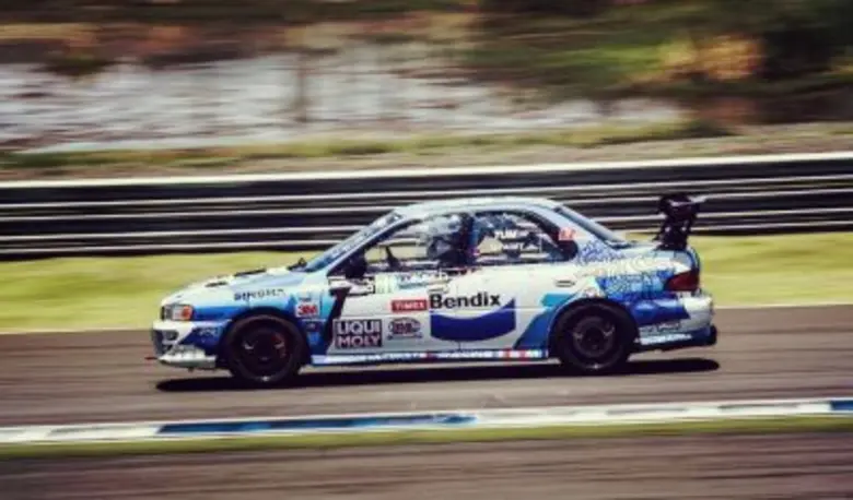ตั้ม BENDIX ฟอร์มแรง ขึ้นโพเดี่ยม คว้าที่ 1 GT ASIA 2016 สนามช้างฯ