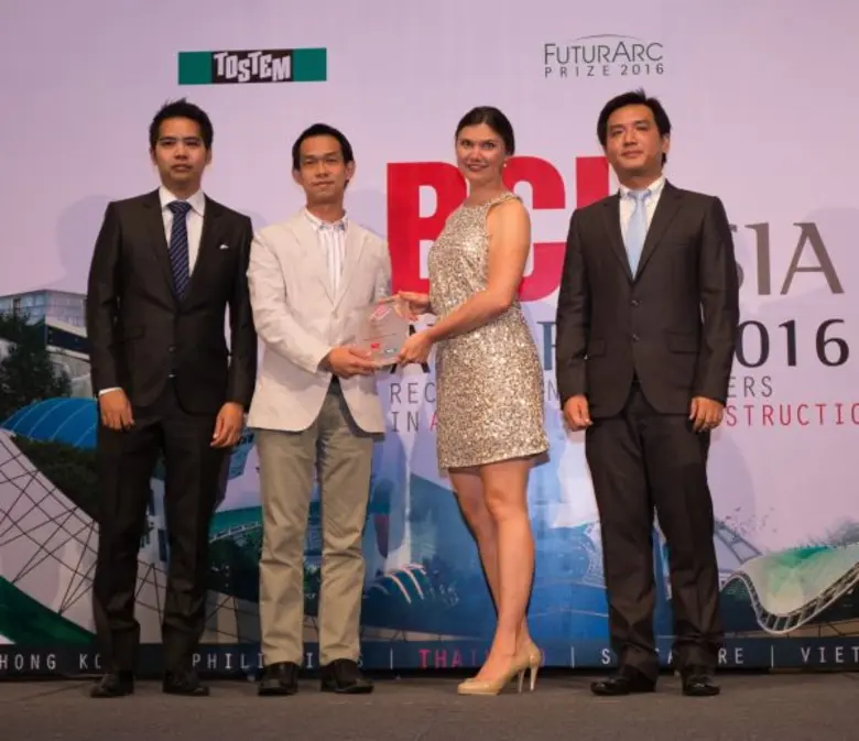 นายธนา กิจรื่นภิรมย์สุข ผู้ช่วยผู้จัดการฝ...