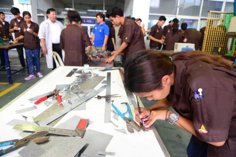 ปิดเทอมใหญ่ วิศวะ มทร.ธัญบุรี หัวใจ “Engineering Workshop”