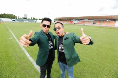 ดีเจภูมิ และ ดีเจเพชรจ้า คู่ซี้ที่ไม่ใช่แ...