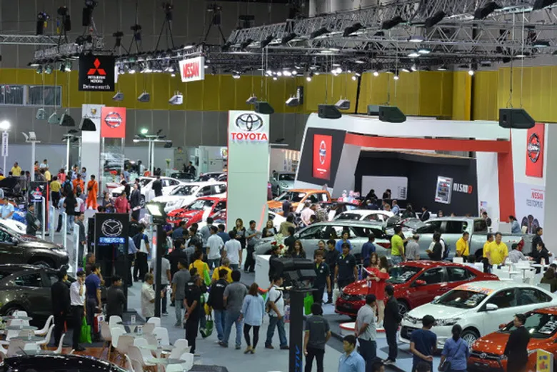 ประสบความสำเร็จอย่างล้นหลามกับงาน FAST Auto Show Thailand 2016 ยอดเงินสะพัดมากกว่า 2 พันล้านบาท