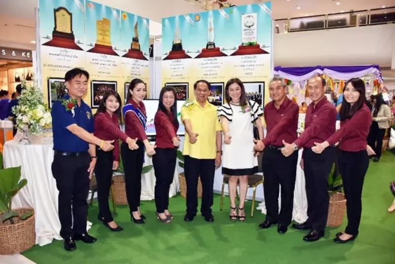 คุณลักษณ์วรรณ วงศ์วรการ กรรมการผู้จัดการก...