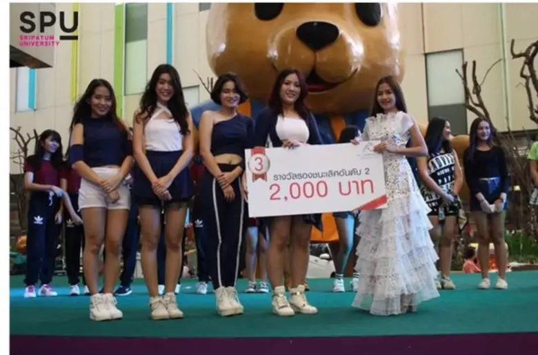 นักศึกษาสาขาวิชาศิลปะการแสดง คณะนิเทศศาสต...