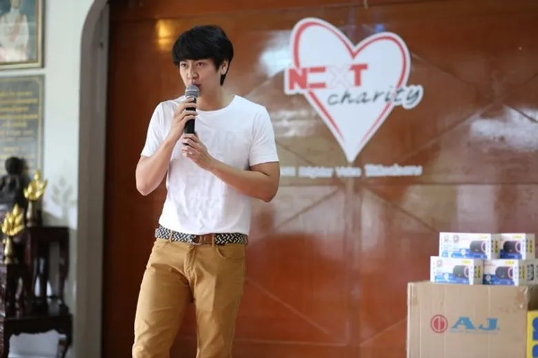 “บอม พงศกร” ชวน “เอก-น้ำฝน-ซาย KPN” ร่วมกิจกรรม NEXT Charity เปิดโลกจินตนาการให้เด็กผู้พิการทางสายตา