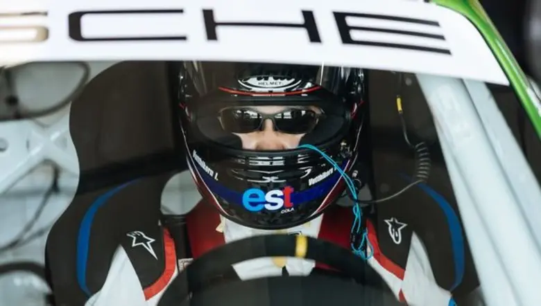 นักแข่งไทย โชว์ฟอร์มอย่างเหนือชั้น ใน Porsche Carrera Cup Asia 2016