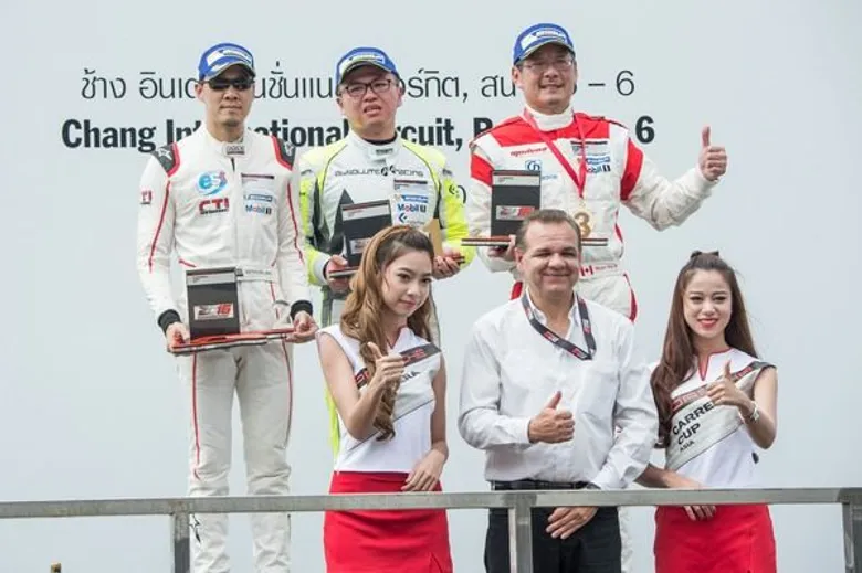 นักแข่งไทย โชว์ฟอร์มอย่างเหนือชั้น ใน Porsche Carrera Cup Asia 2016