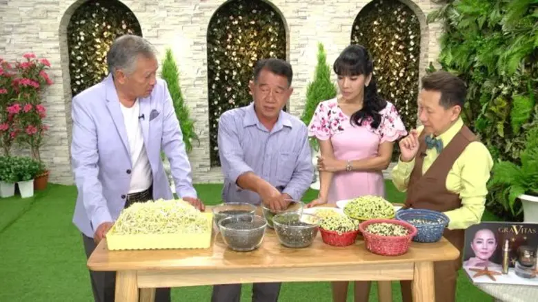 ใครที่กำลังมองหาอาชีพที่น่าสนใจ ในเทปนี้ 3 พิธีกร ต...