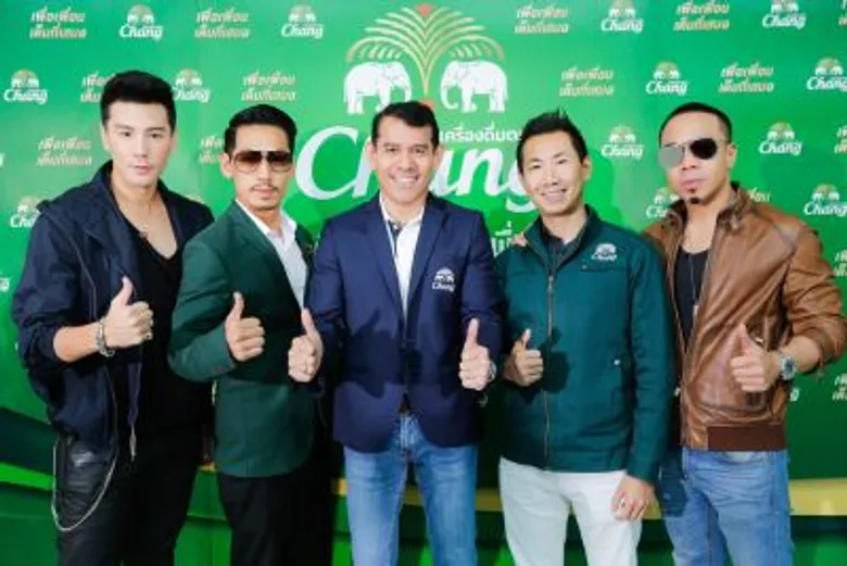 โดม-ภูมิ-เพชรจ้า ช่วยกันเฟ้นหา...เรื่องราวสุดประทับใจระหว่างเพื่อน รับ 3 รางวัลสุดเอ็กซ์คลูซีฟ ในแคมเปญ “เพื่อเพื่อน..เต็มที่เสมอ”