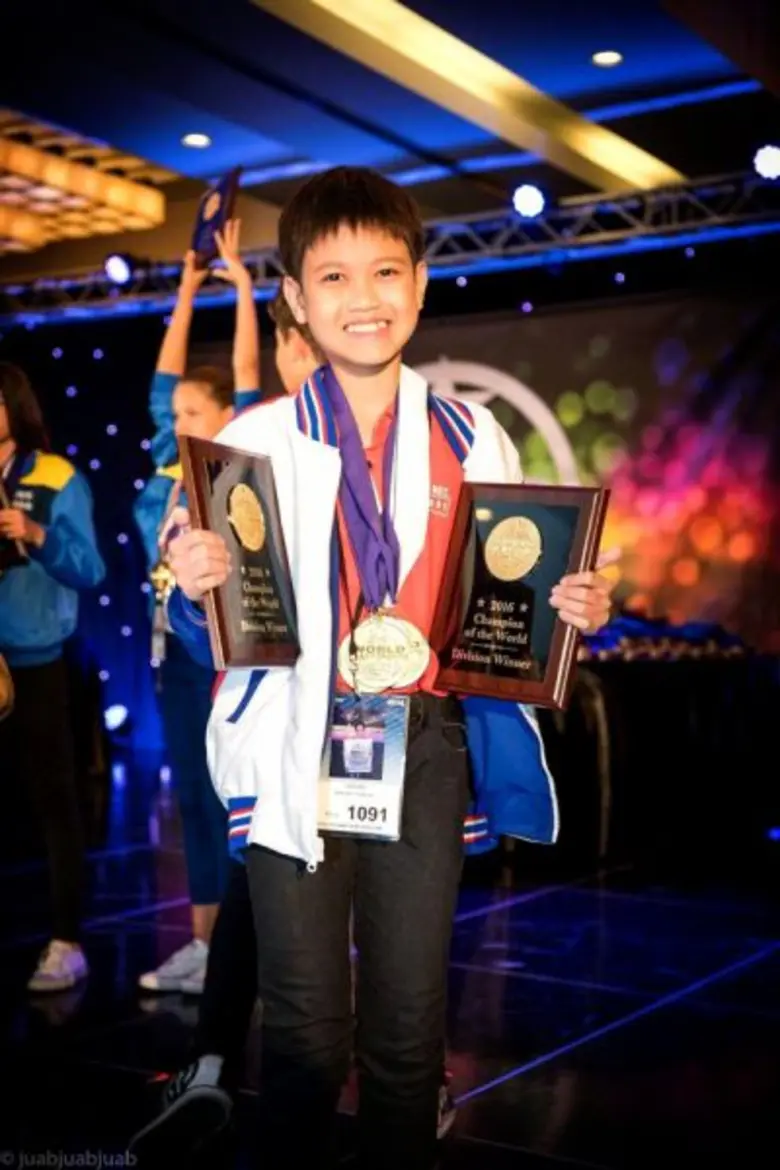 “น้องภูผา” ศิษย์ “ครูแพม” คว้า 10 รางวัลเกียรติยศบนเวทีระดับนานาชาติ WCOPA