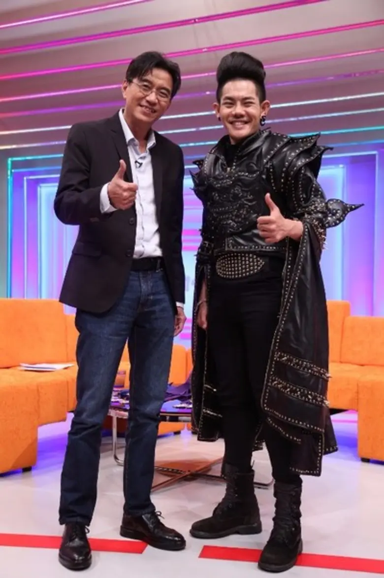 ทีวีไกด์: รายการ "เจาะใจ" ”เก่ง ธชย” เพราะหัวใจที่เป็นไทยคือแรงบันดาลใจสู่ความสำเร็จ