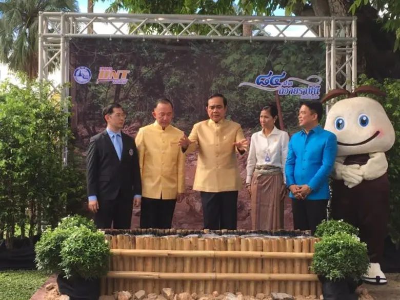 ททท. สืบสานพระราชดำริ สร้าง 84 ฝายถวายแม่ ร่วมเทิดพระเกียรติ 84 พรรษามหาราชินี หวังพลิกผืนป่าแด่น แหล่งต้นน้ำจังหวัดเพชรบุรี