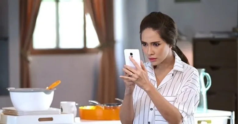ทีวีไกด์: เรื่องย่อ "สายลับรักป่วน" ออกอากาศ วันเสาร์ ที่ 6 สิงหาคม 2559
