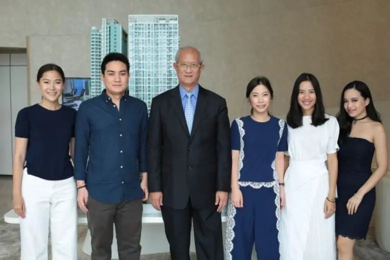 ดร.ชัยณรงค์ มนเทียรวิเชียรฉาย ประธานกรรมการ บริษัท ...