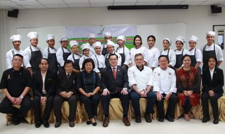 สถาบันอาหาร เดินหน้าปั้น “มาตรฐานอาหารไทย” ไม่ให้ผิดเพี้ยน นำร่องสูตรต้นแบบ 13 เมนู โดยกูรูระดับประเทศ