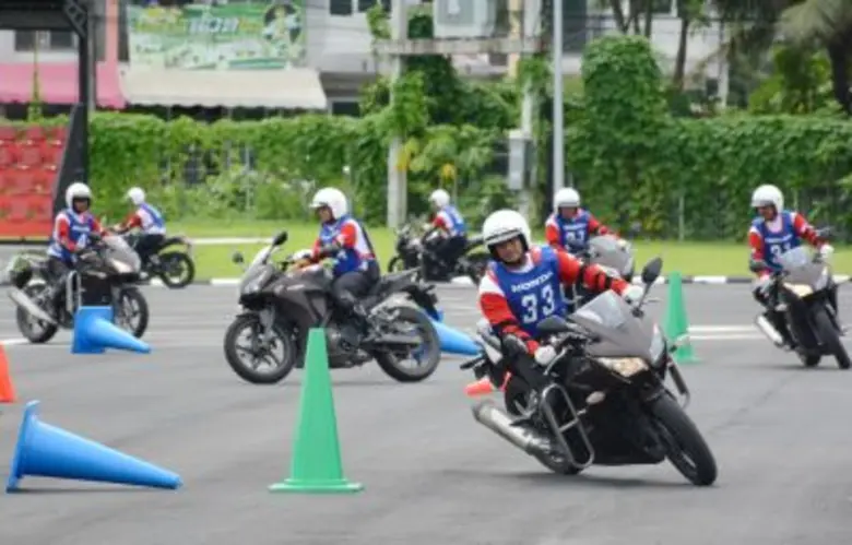 Honda Safety Riding Park อบรมขับขี่ปลอดภั...