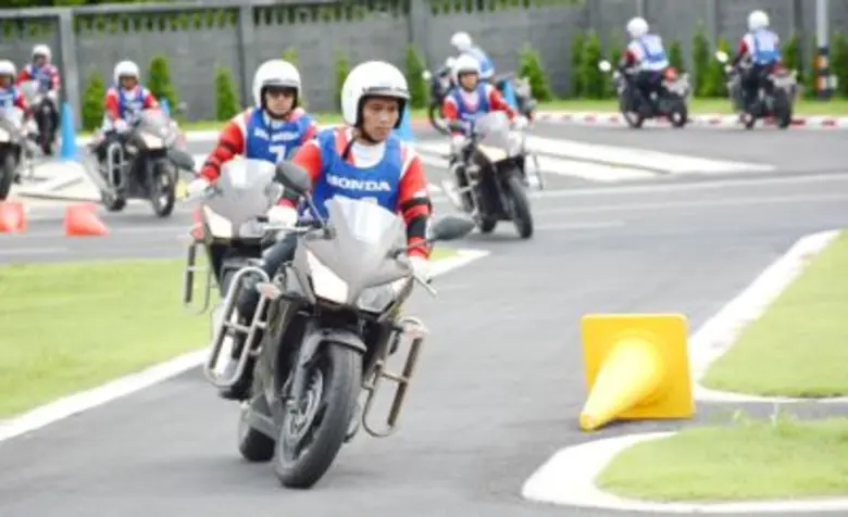 Honda Safety Riding Park อบรมขับขี่ปลอดภัยให้ตำรวจภูเก็ต กว่า 500 นาย เสริมทักษะความชำนาญ ความปลอดภัยในการขับขี่