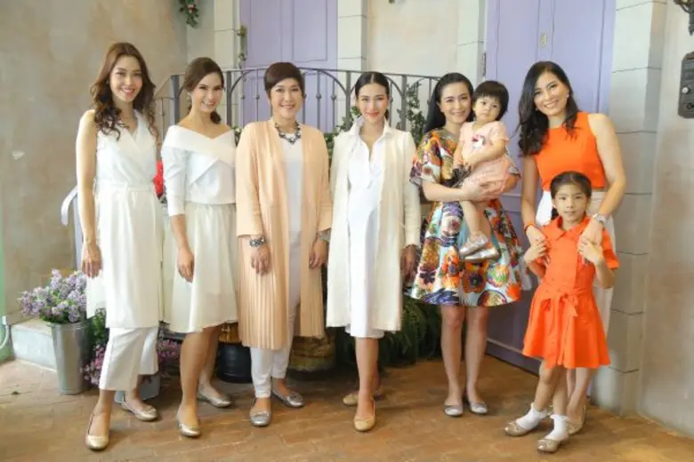 ศุภรา สิงหลกะ ผู้อำนวยการฝ่ายขายและการตลาด บริษัทโซ...
