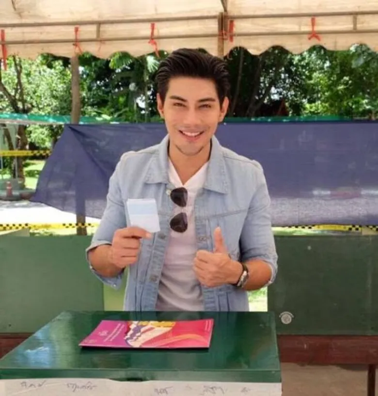 ข่าวซุบซิบ: ดาราช่อง 8 ศิลปิน RS เลือกตั้งประชามติ 59