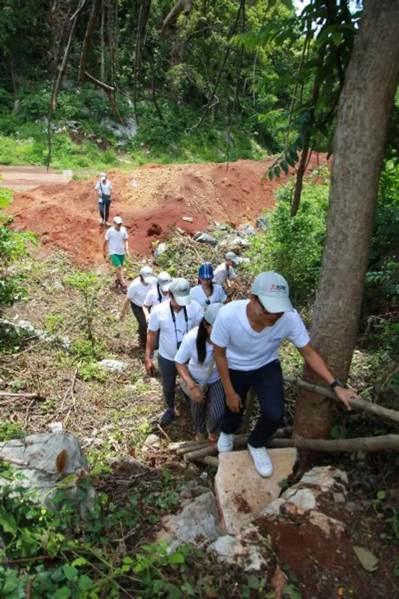 ส่องภาพเอ็กซ์คลูซีพในเขตพื้นที่ป่าสงวน งานปลูกป่าโครงการ One lift you need, one seed we plant บนพื้นที่ธรรมชาติ ที่ไม่สามารถฟื้นฟูตัวเองได้!!