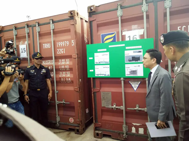 กรมศุลกากรแถลงข่าวจับกุมไม้และไม้แปรรูปพยายามลักลอบส่งออก จำนวน 20 ตู้คอนเทนเนอร์ มูลค่ากว่า 40 ล้านบาท (มูลค่าเมื่อถึงปลายทางประมาณกว่า 315 ล้านบาท)