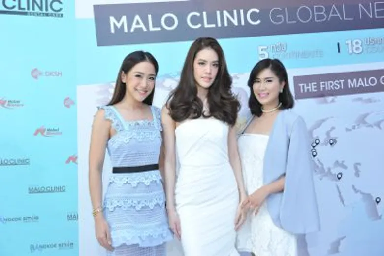ฟัน ฟัน ฟัน นวัตกรรมใหม่ สร้างรอยยิ้มสวยได้ในวันเดียว!! (มาส่องผู้หญิงที่มีรอยยิ้มสวยสุดๆ กันเถอะ)