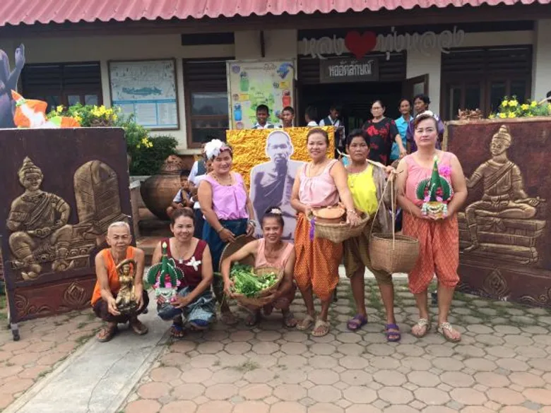 มหาวิทยาลัยนเรศวร ชู “ระบำชาวดินรำพัน” ลีลาจากหัตถศิลป์พื้นถิ่น เครื่องปั้นดินเผา หนึ่งในเส้นทางการท่องเที่ยวเชิงศิลปวัฒนธรรมชุมชนทุ่งหลวง คีรีมาศ สุโขทัย