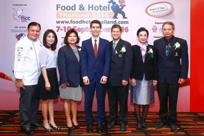 นายฉัททันต์ กุญชร ณ อยุธยา ผู้อำนวยการฝ่า...