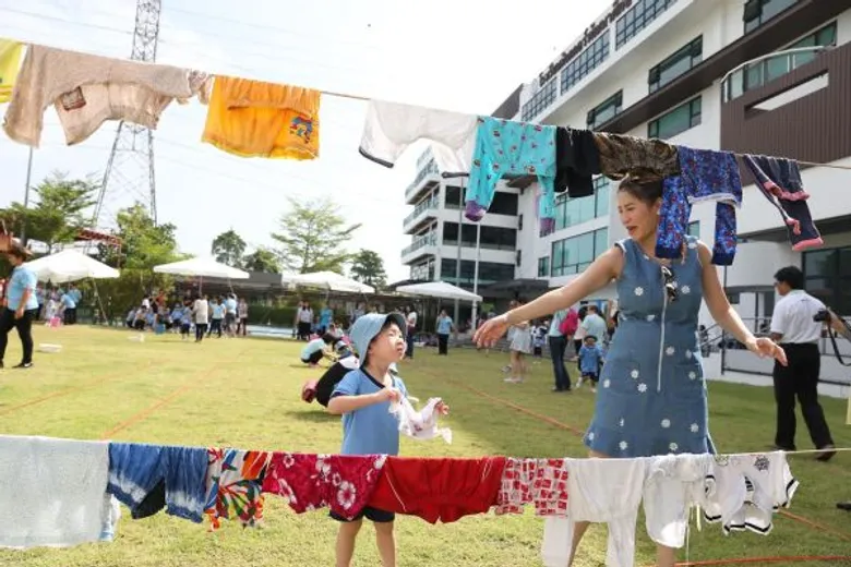 พิพเพอร์ สแตนดาร์ด ผลิตภัณฑ์ทำความสะอาดในครัวเรือนจากธรรมชาติสร้างสรรค์กิจกรรม 'Loads of Care’ ชวนเยาวชน และครอบครัวร่วมซักผ้าเพื่อโลกสีเขียว