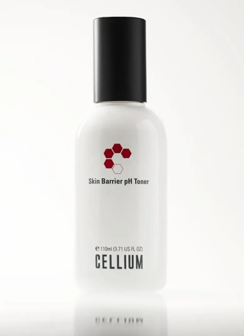 เสริมผิวแข็งแรง ฟื้นฟู พร้อมปกป้องในหนึ่งเดียวด้วย CELLLIUM Skin Barrier pH Toner & E-Serum