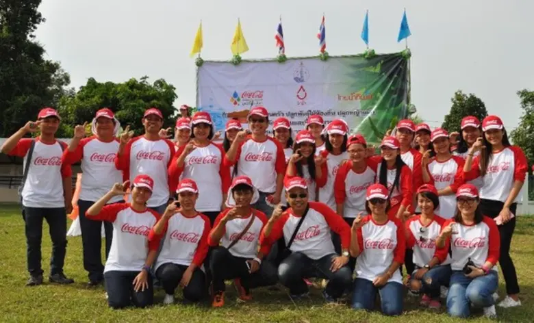 กลุ่มธุรกิจโคคา-โคลา ในประเทศไทย โดย คุณธ...