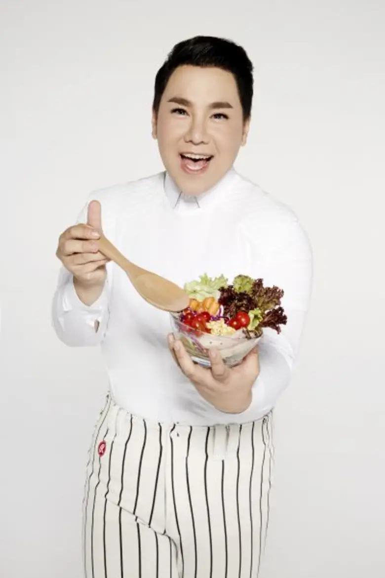 ใครจะรู้ว่าเบื้องหลังของดีเจอารมณ์ดีอย่าง...