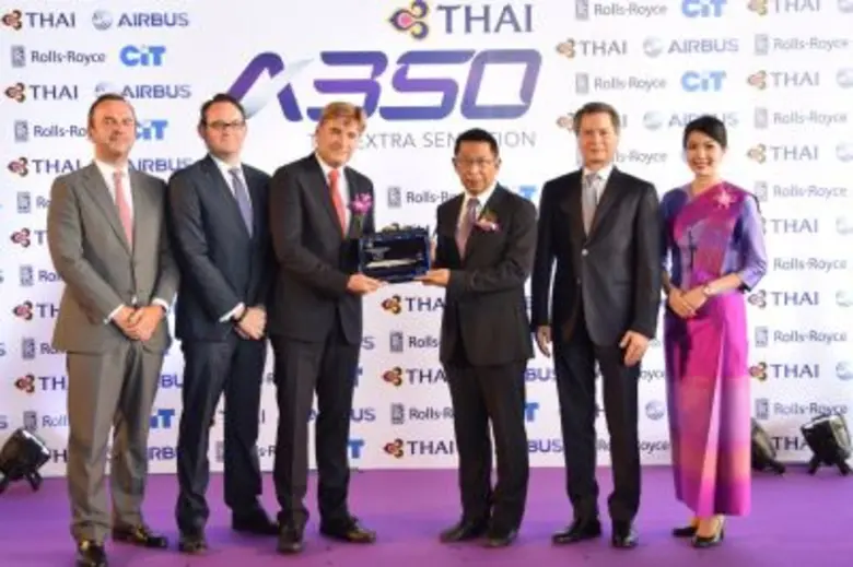 บริษัท การบินไทย จำกัด (มหาชน) จัดพิธีต้อ...