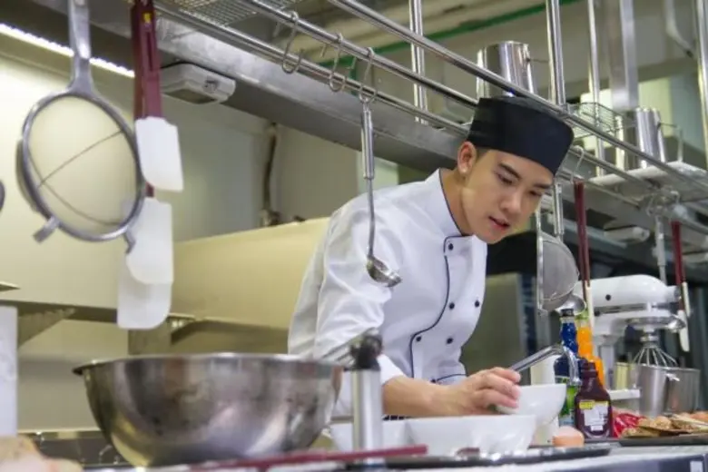 “วิคเตอร์” ดี๊ด๊าจับคู่ “พิกเล็ท” พร้อมเสิร์ฟรักจานร้อน ใน “U-Prince Series” ตอน “แดช” เริ่ม 11 ก.ย.นี้