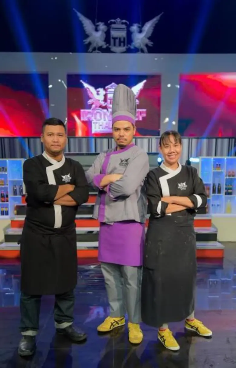 ทีวีไกด์: รายการ "เชฟกระทะเหล็ก ประเทศไทย (Iron Chef Thailand)" “ผมจะเป็นผู้ท้าชิงคนแรก ที่จะเอาชนะ เชฟกระทะเหล็กทุกคนบน Kitchen Stadium ให้จงได้”