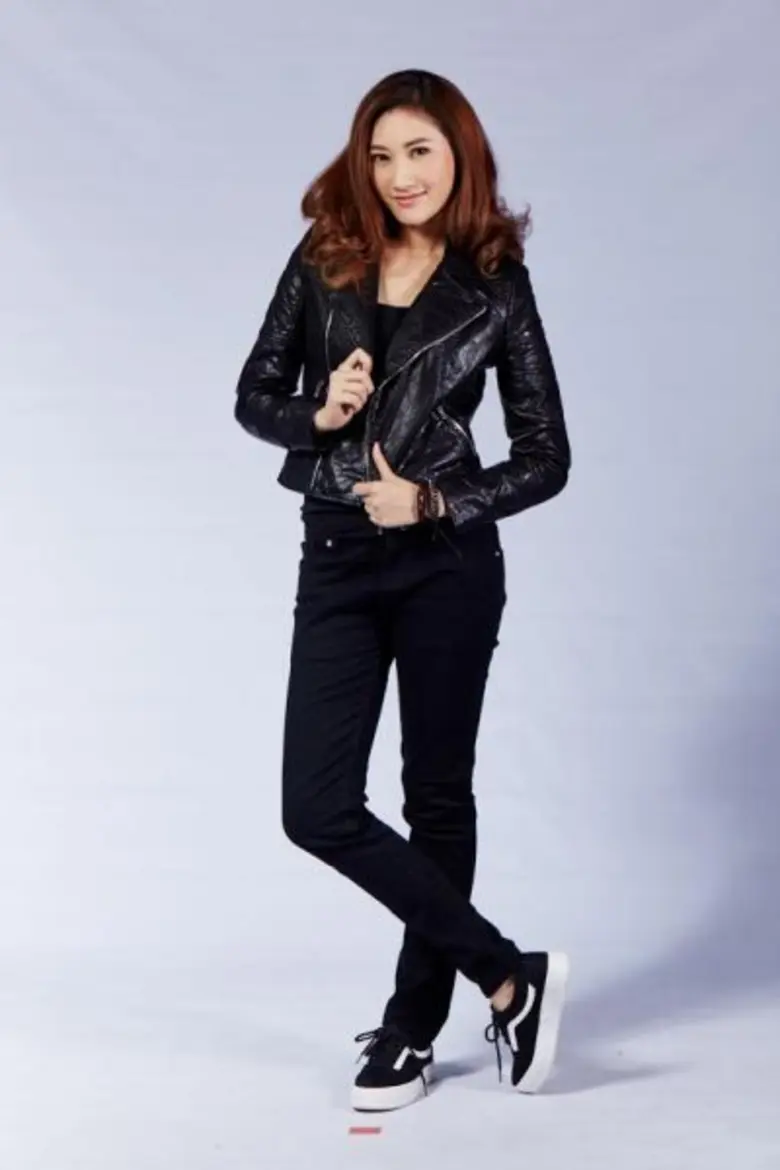 เป็นนางงามก็บู๊ได้ สาว "ยีน – เกวลิน ศรีว...