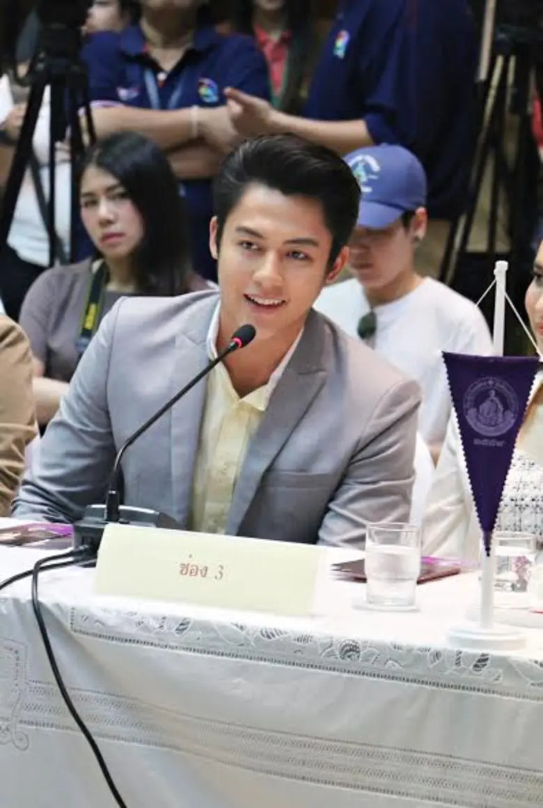 “หมาก ปริญ - หยาดทิพย์” ตัวแทนนักแสดงช่อง3 ร่วมงานแถลงข่าว “วันมหิดล” รพ.ศิริราช