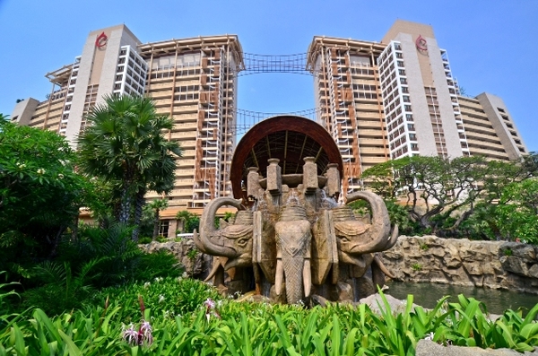 โรงแรมเซ็นทาราแกรนด์มิราจบีชรีสอร์ท พัทยา...