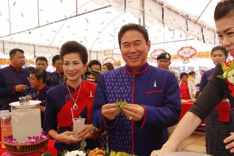 “นครพนม” เปิดมหกรรมอาหารปลอดภัย หนุนท่องเที่ยว “18 ร้านร่วมโชว์เมนูเด็ด”