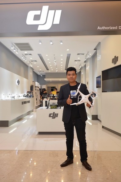 13 Store เปิดร้าน DJI PREMIUM RESELLER เต็มรูปแบบแห่งแรกในประเทศไทย พร้อมเปิดตัวสินค้าใหม่ DJI OSMO Mobile รุกตลาด Mobile