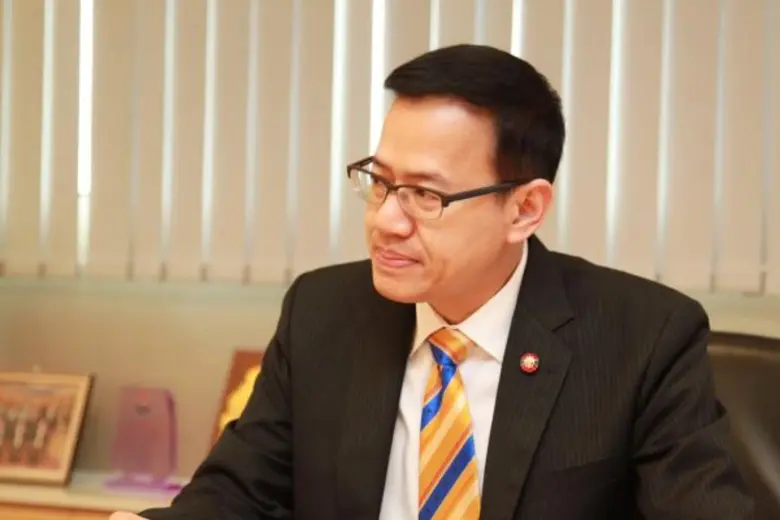 ดร.สุทธิพล ทวีชัยการ เลขาธิการคณะกรรมการก...