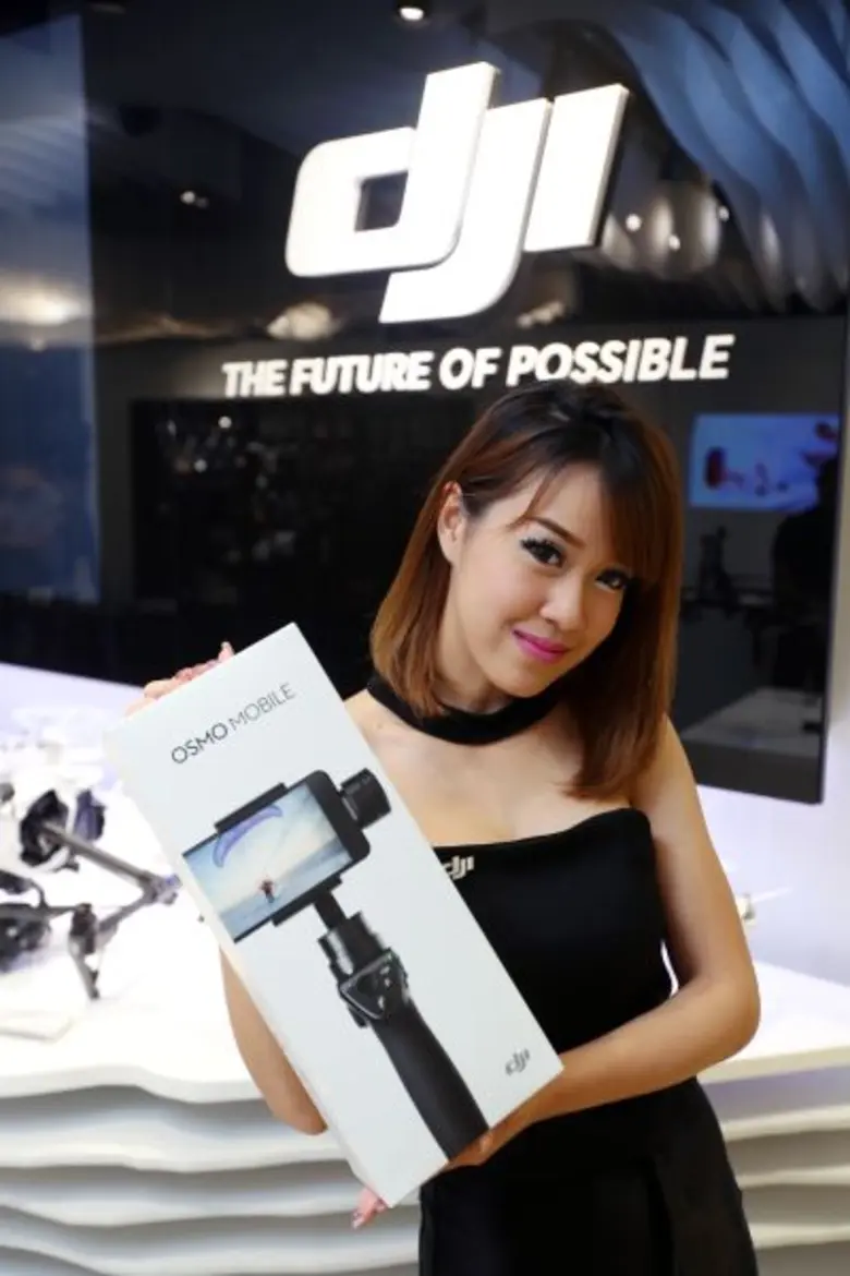 เปิดตัว DJI Osmo Mobile เจาะกลุ่มผู้ใช้มือถือรับเฟซบุ๊คไลฟ์โตก้าวกระโดด พร้อมฟังก์ชั่นติดตามวัตถุอัตโนมัติ – เพิ่มคุณภาพการถ่าย- ไลฟ์ลื่นไหล