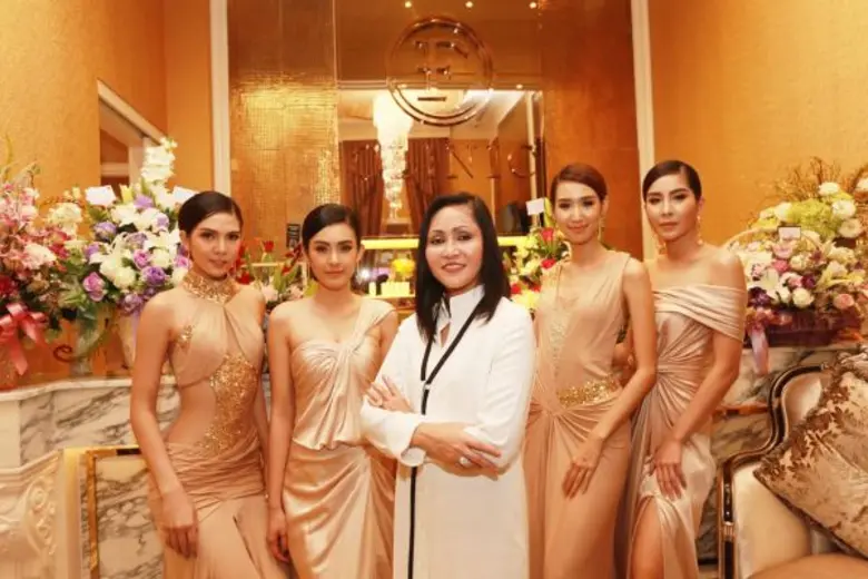 เปิดตัว “F Clinic” สาขาที่ 3 คลินิกศัลยกรรมความงาม และผิวพรรณครบวงจร ระดับพรีเมี่ยม ใจกลางกรุงเทพฯ