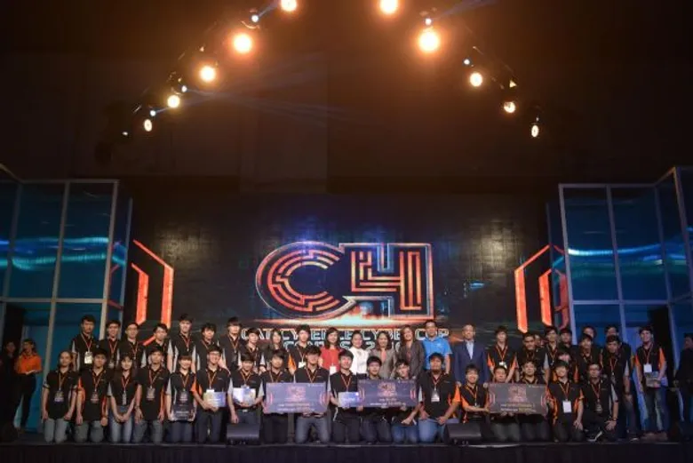 CAT เปิดการแข่งขันท้าประลองความสามารถของสุดยอดนิสิต นักศึกษาสายไอที ในงาน CAT CYFENCE CYBERCOP CONTEST 2016 เพื่อเฟ้นหาแชมป์อัจฉริยะนักแกะรอย ภัยคุกคามบนโลกไซเบอร์ ปีที่ 3 ชิงทุนการศึกษากว่า 1 แสนบาท