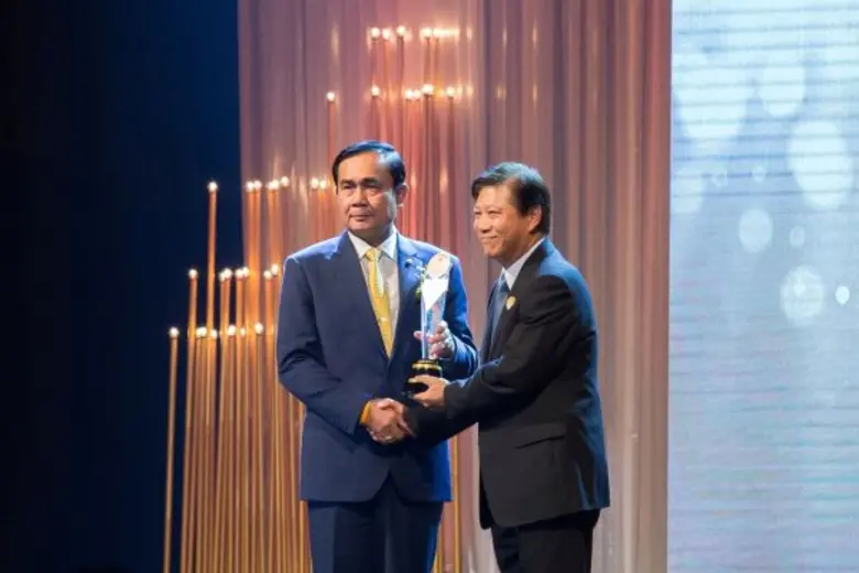 พลเอก ประยุทธ์ จันทร์โอชา นายกรัฐมนตรี เป...
