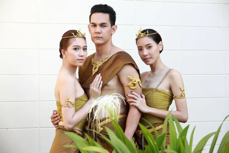 เรื่องย่อ: นาคี