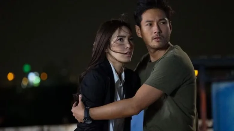 “ศรีคำรุ้ง” จับ “เมย์-เจสัน-แทค” พลิกภาพตัวร้ายกลายเป็นฮีโร่ ได้'จิ๊บ-วสุ’ นำทีมปราบวิญญาณ 'ผีโหงพราย’ บนดาดฟ้าคอนโด เปิดตัวซีรี่ส์รีเมค 'หมอผี’ ในตอนแรก “คนเล่นของ”